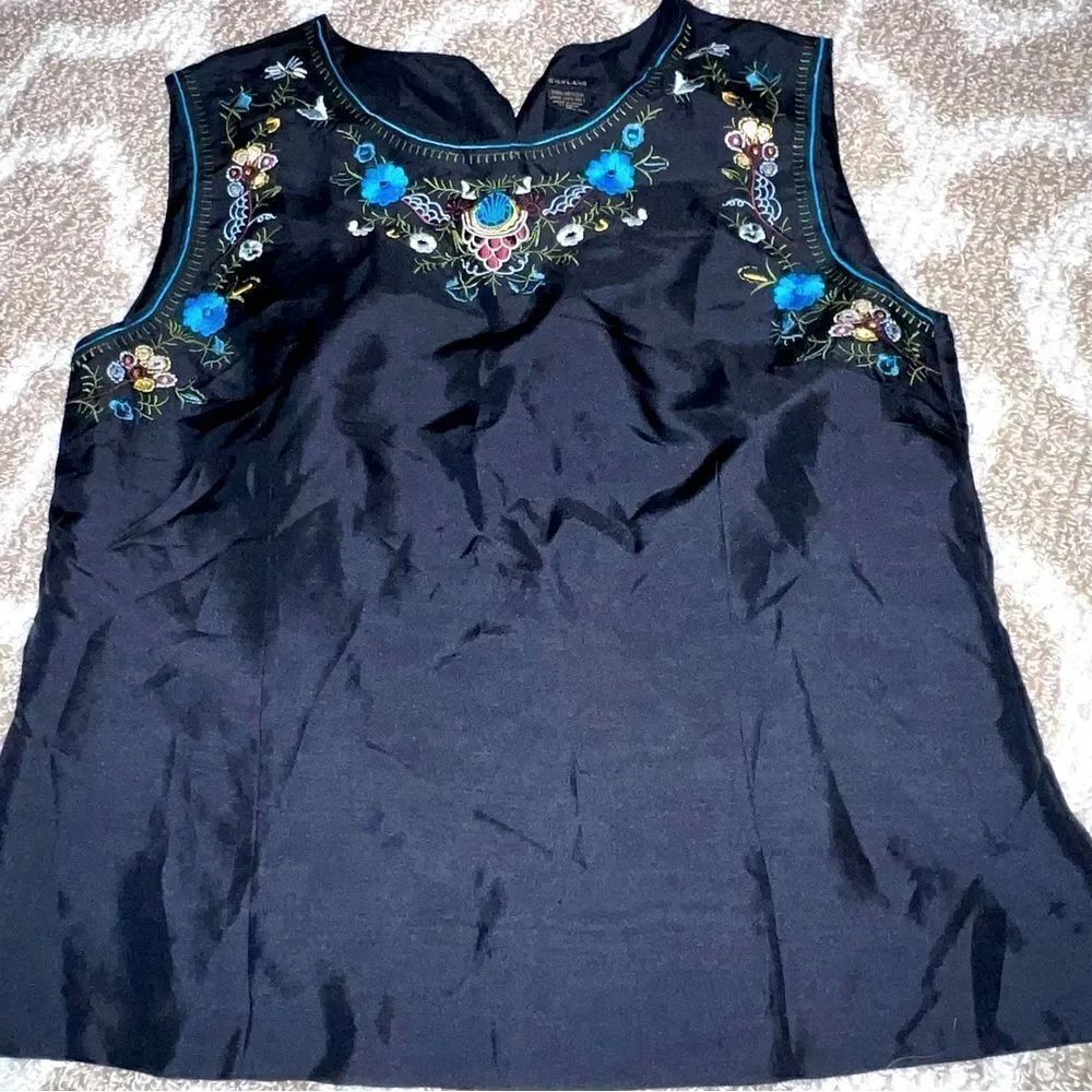 Silk land size S silk shirt